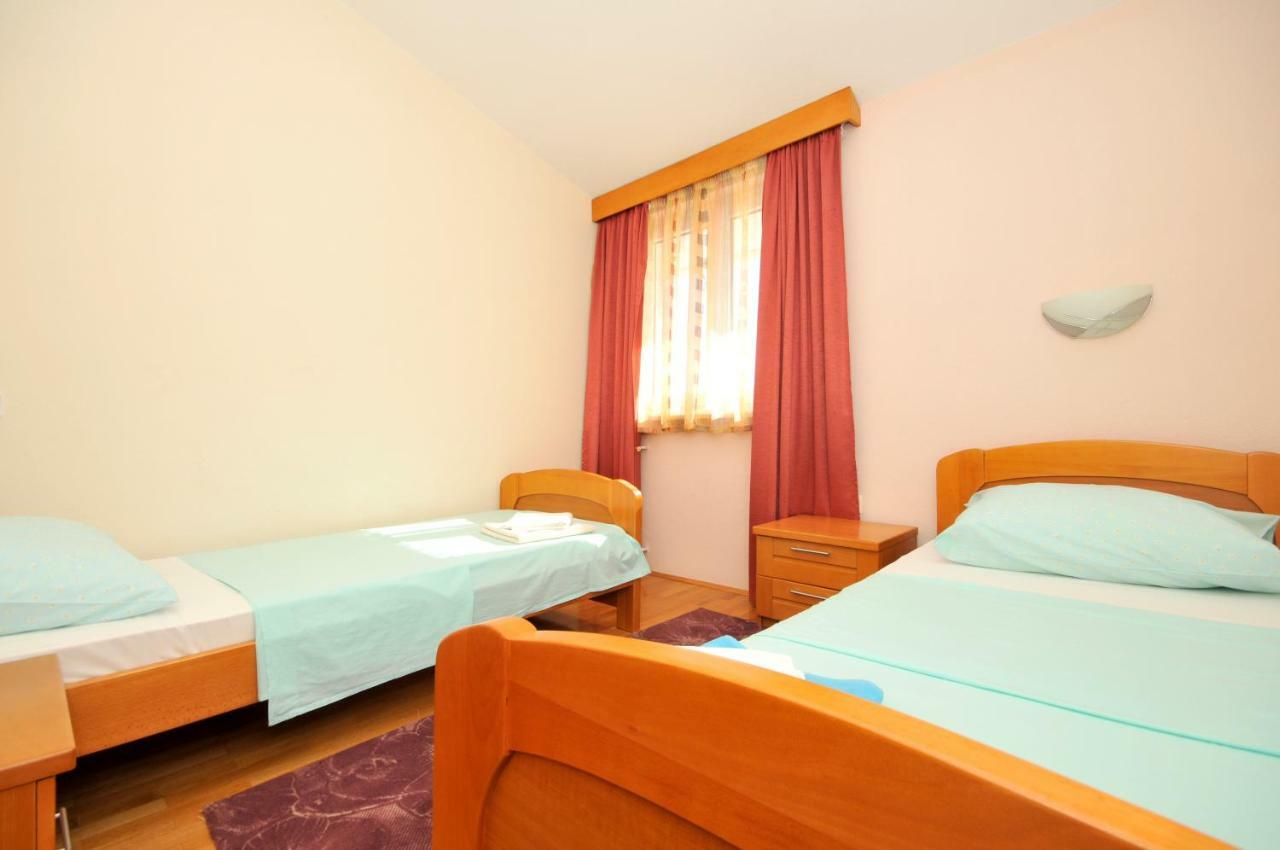Apartman Beric Trogir Bagian luar foto
